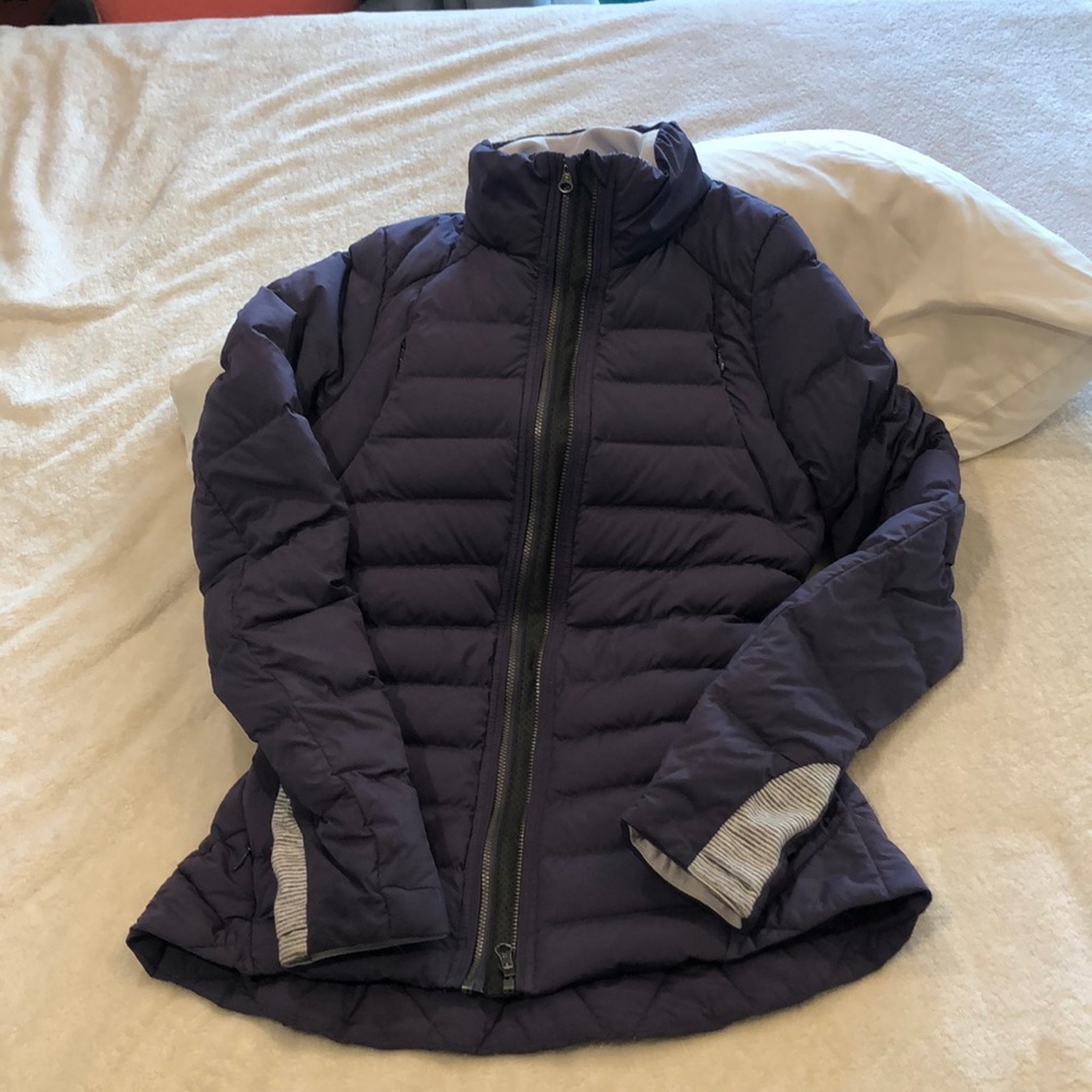 Lululemon puff jacket